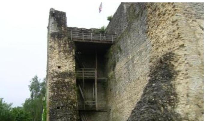 Le Puits Fortifie Salives Exterior foto